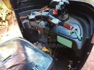 Bajaj RE 2005