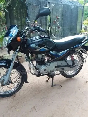 Bajaj CT100 2016
