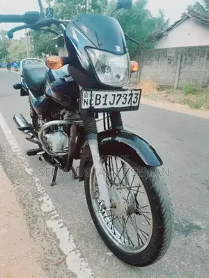 Bajaj CT100 2019