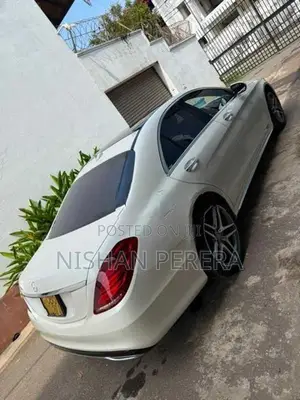 Mercedes Benz S300 H Class 2017