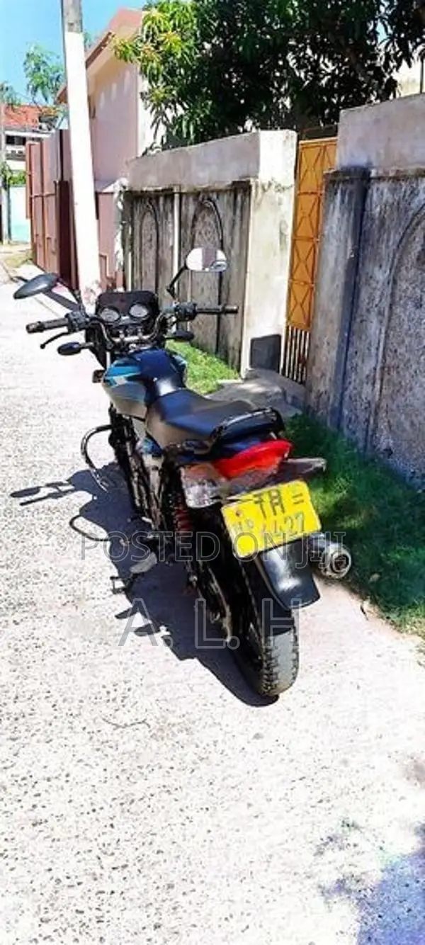 Bajaj RE 1998