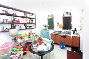 Modern Luxury 5-Bedroom House Rental for Sale in Ratmalana