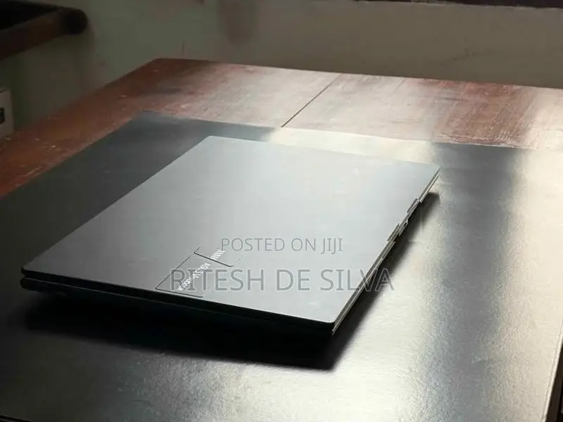 Asus Vivobook X1504 Like brand new