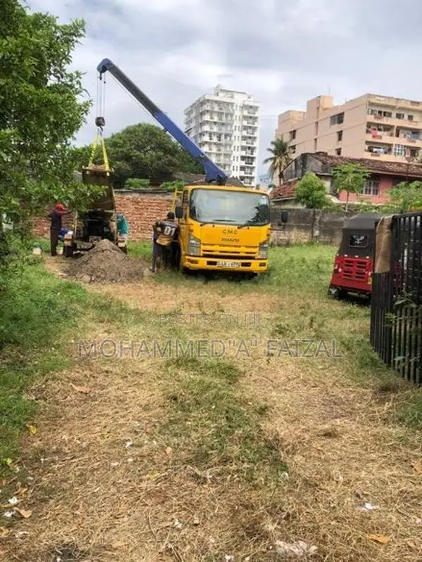 Land For Sale in Galle Road Wellawatte Colombo.06