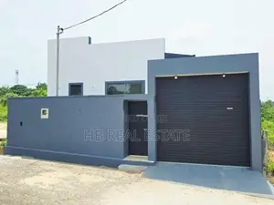 Newly Build Luxury Single Story House for Sale Pitipana