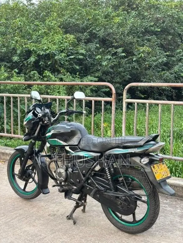 Bajaj Discover 2011