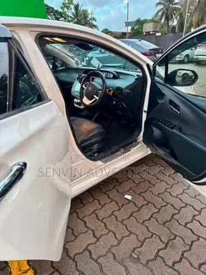 Toyota Prius DW50 4th Gen 2016