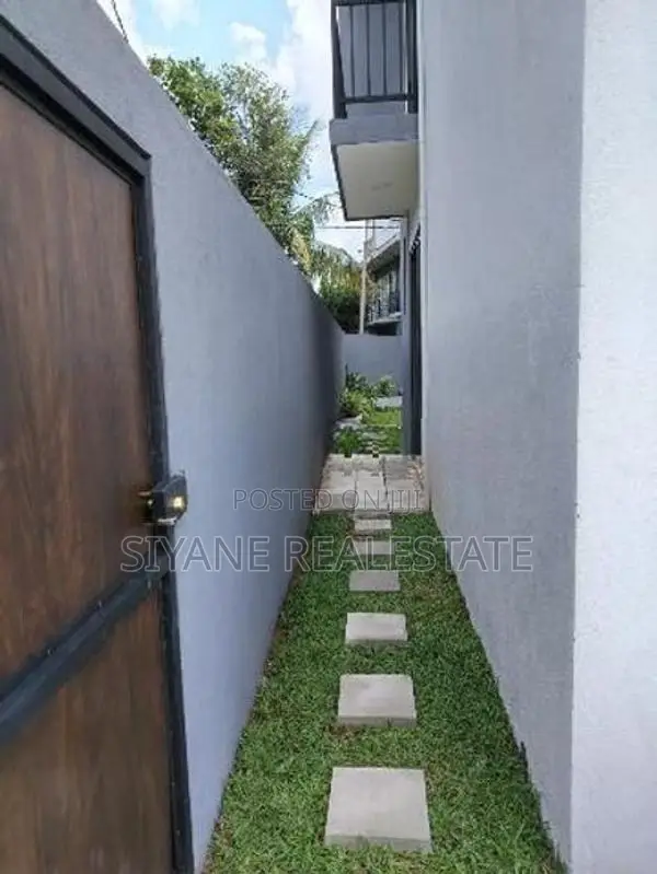 Architecturally Designed House For Sale In Homagama
