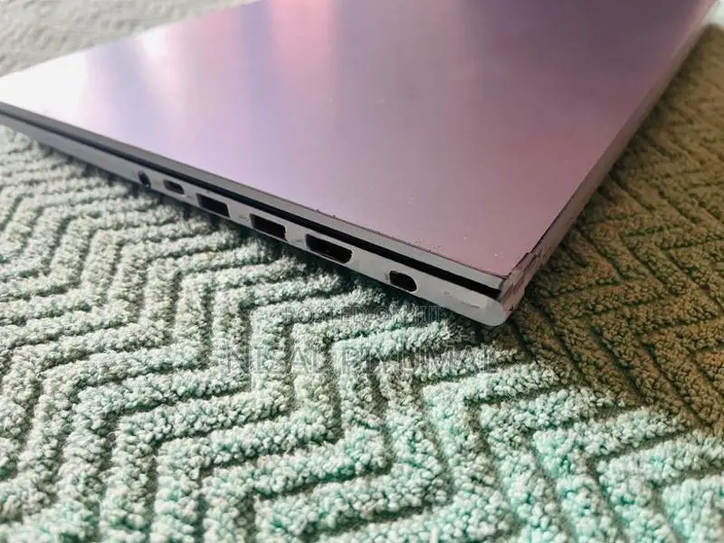 Asus VivoBook | Core i5 8-16GB RAM 512GB SSD