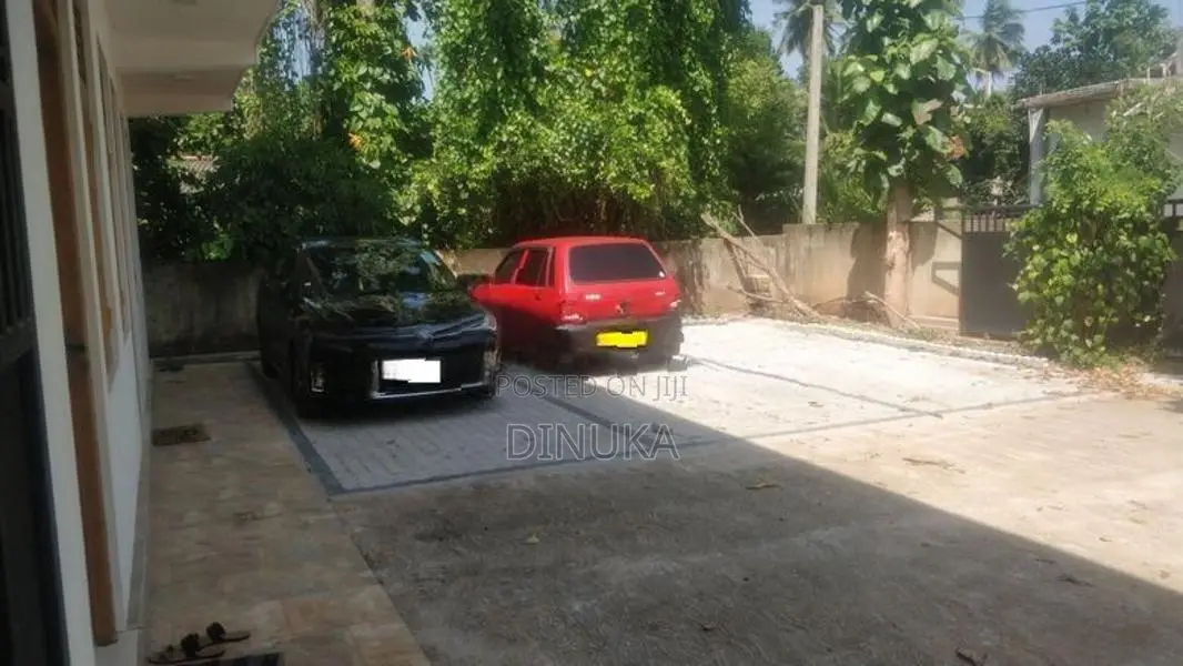 Rooms for Rent - Executive Type Kotugoda