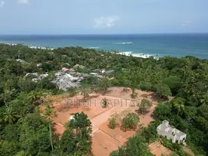 Most Tourism Land in Hirikatiya