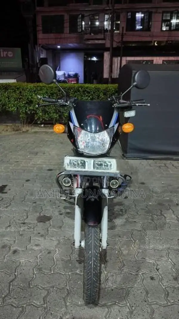 Bajaj CT100 2008