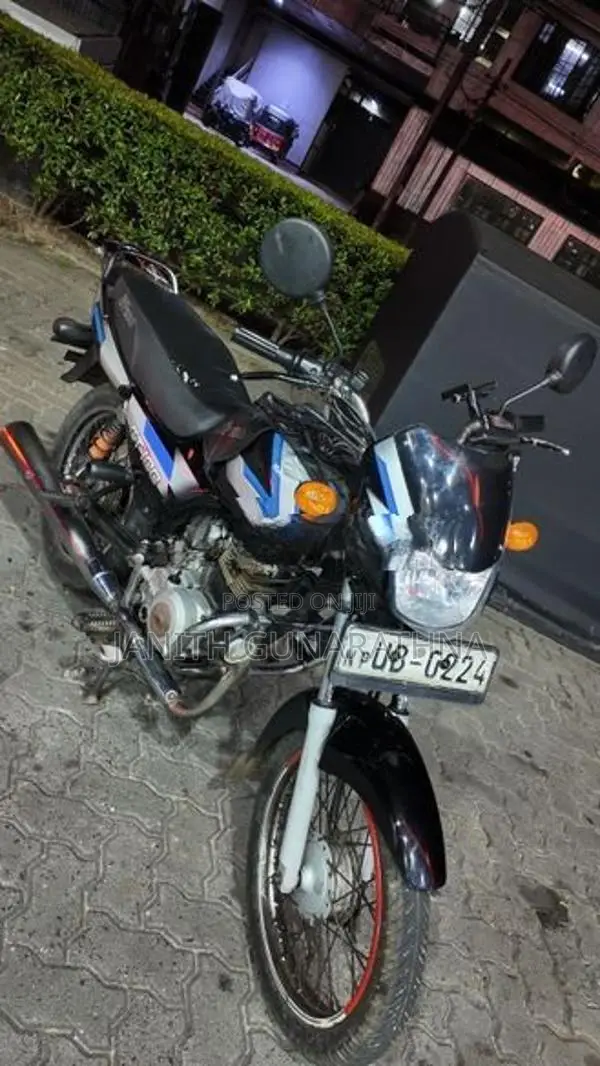 Bajaj CT100 2008