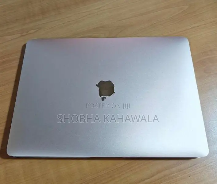 MacBook Air M1 Chip – Full Set with Box