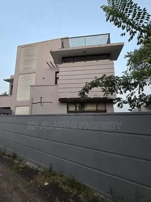 Luxury house for sale in Rajagiriya