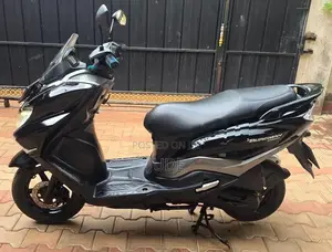 Suzuki Burgman 125 BHW 2019