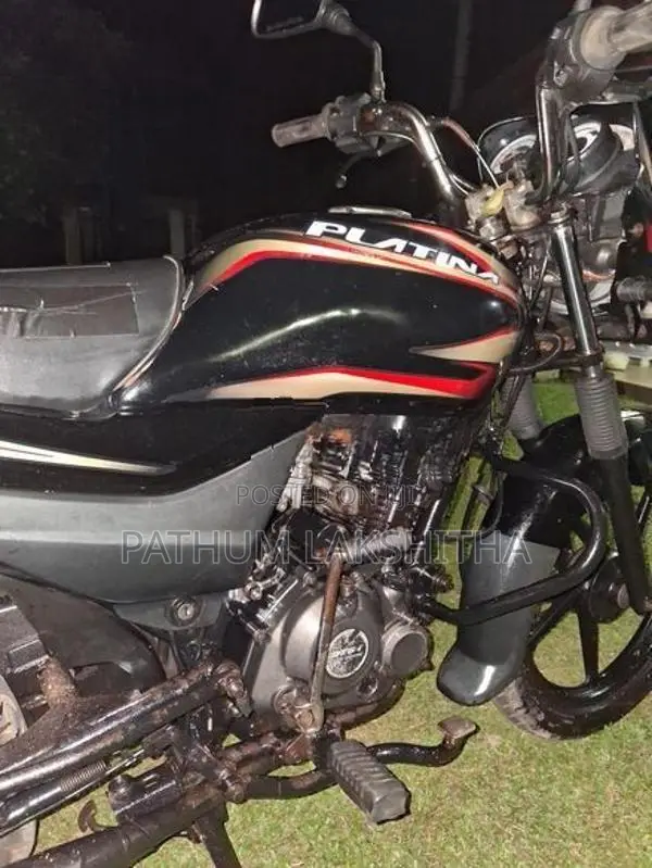 Bajaj Platina 100 ES 2016