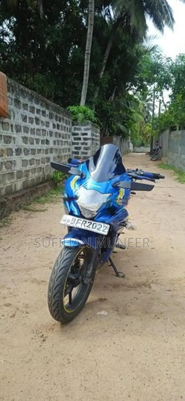 Suzuki Gixxer 2017