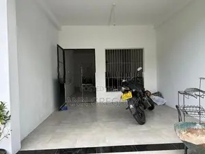 Commercial Building for Rent in Pamunuwa Road