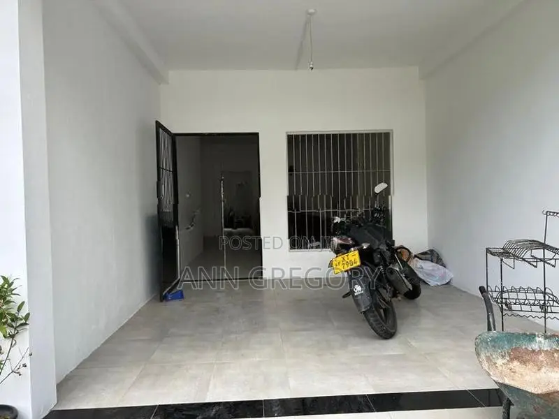 Commercial Building for Rent in Pamunuwa Road