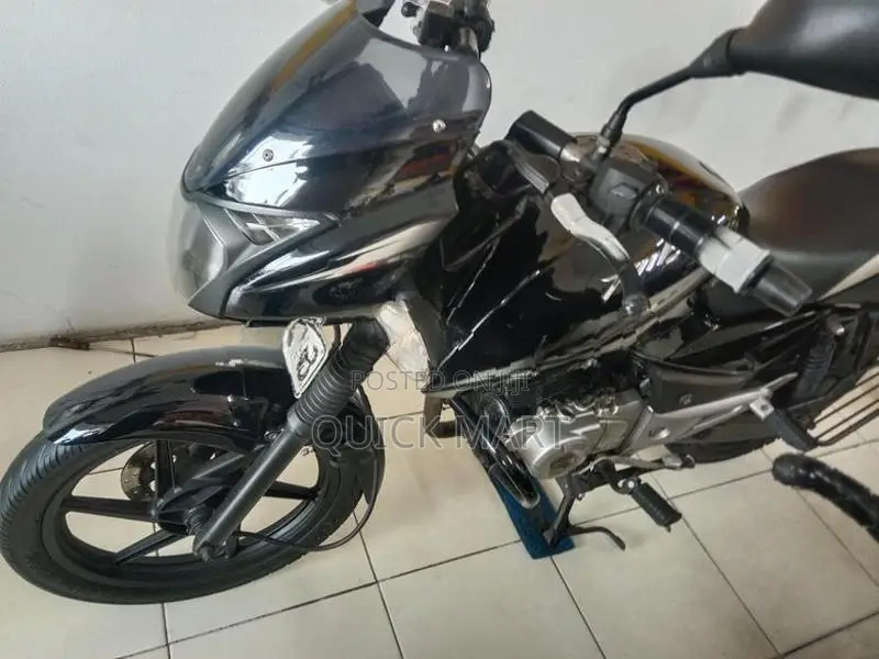 Bajaj Pulsar 150 2016