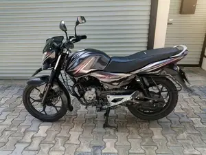 Bajaj Discover 125 M 2016