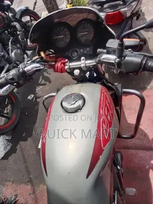 Hero CBZ 2005