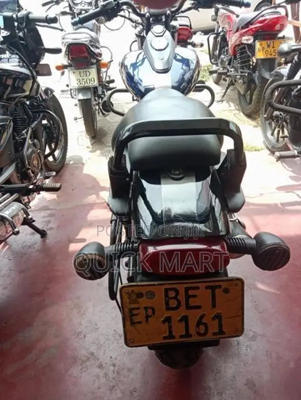 Bajaj Avenger Street 150 2018