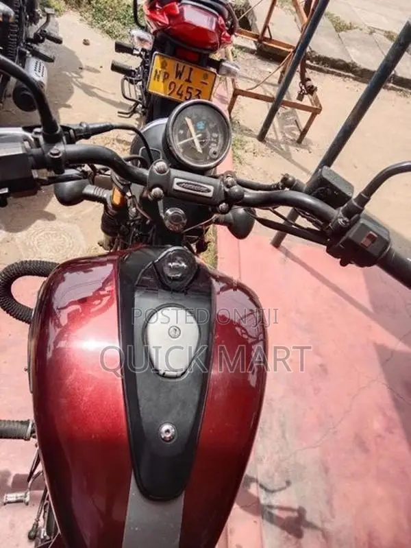 Bajaj Avenger Street 150 2018