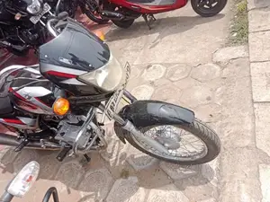 Bajaj CT100 2010