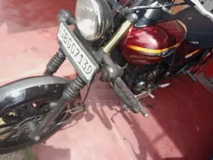 Bajaj Avenger Street 150 2018
