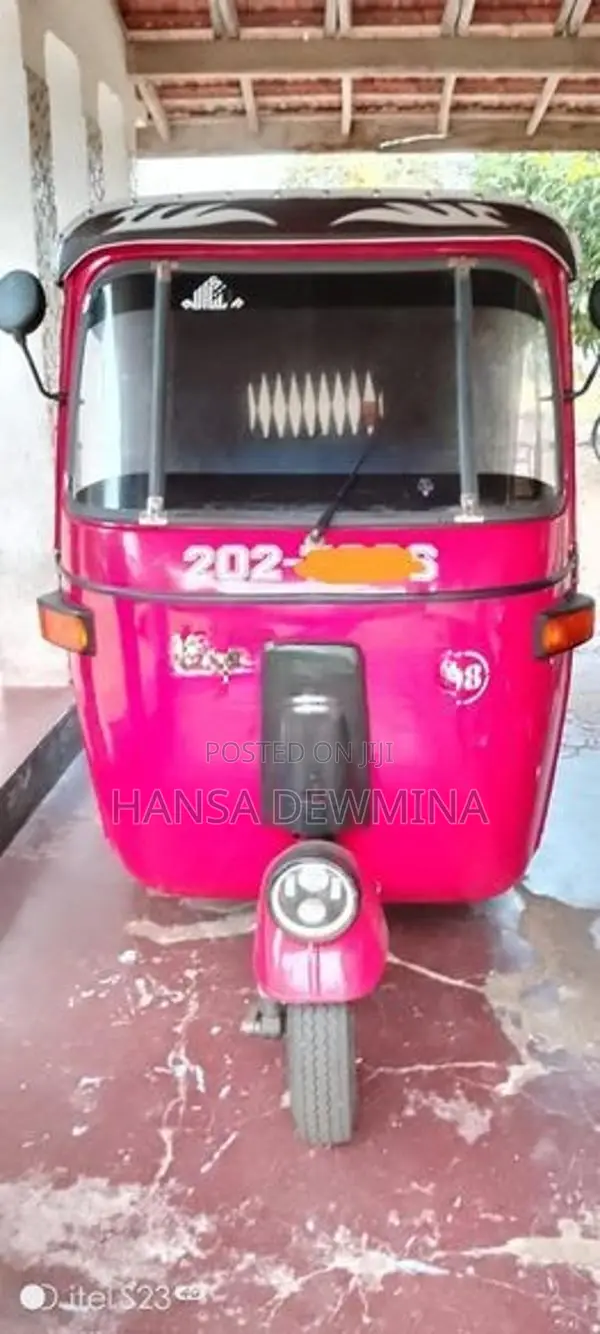 Bajaj RE 2020