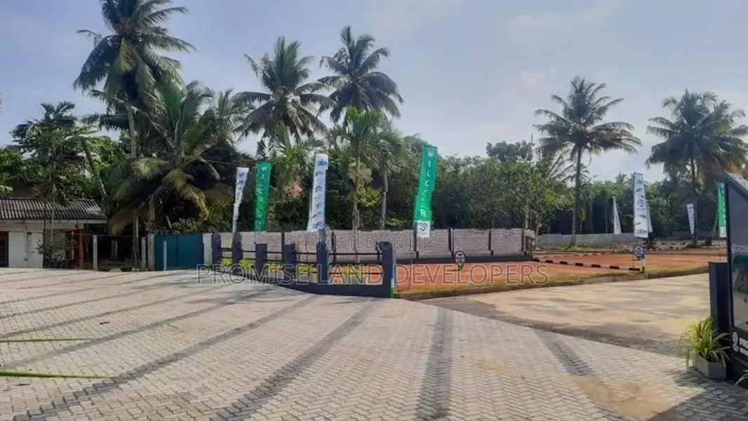 Wadduwa Lands For Sale Near GalleRoad N38