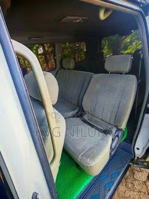 Toyota Noah 2001