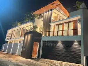 New Luxury House Boralesgamuwa