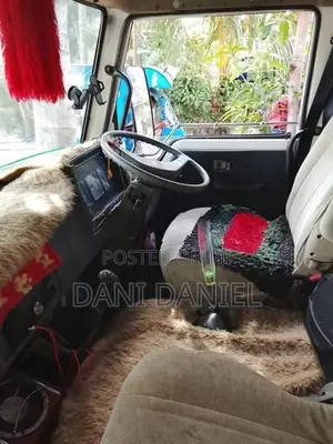 Tata Tipper 909 2011