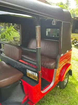 Bajaj RE 2014