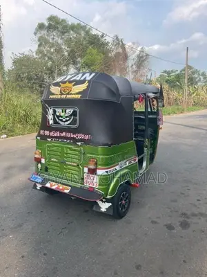 Bajaj RE 1996