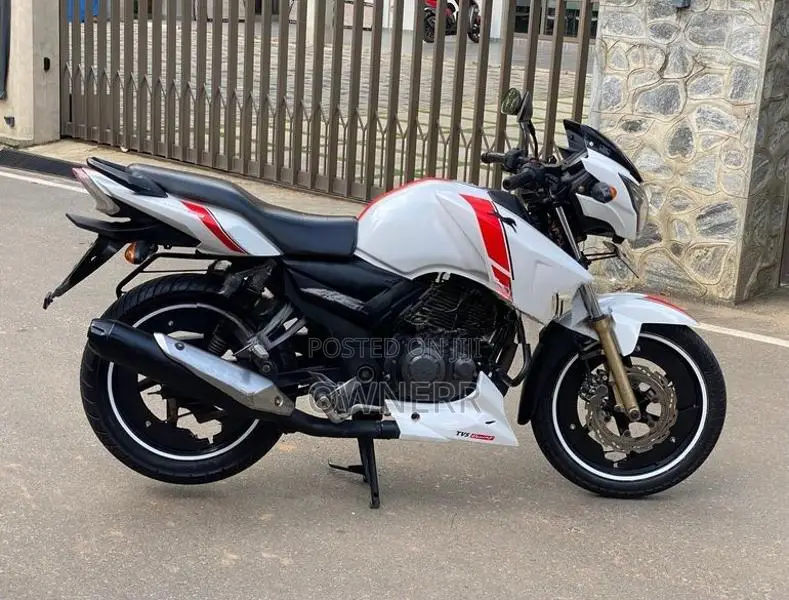 TVS Apache RTR 160 2017