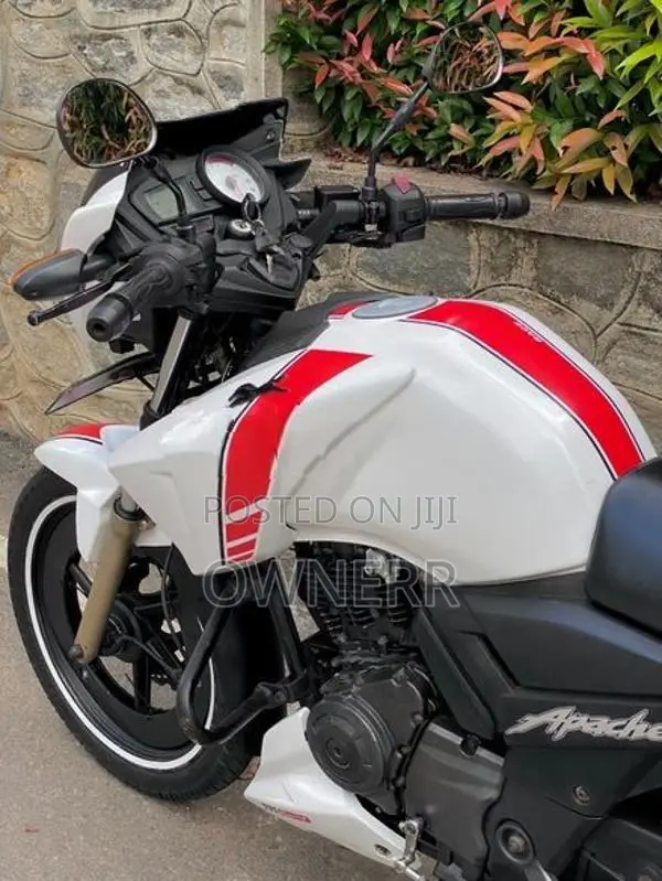 TVS Apache RTR 160 2017