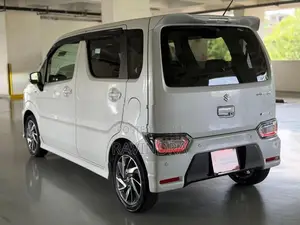 Suzuki Wagon R Custom ZX 2026