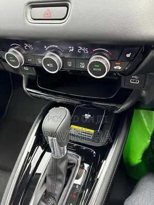 Honda Vezel Z Premium 2026