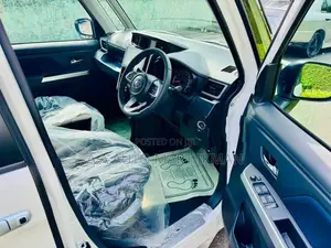 Toyota Roomy Custom GT Turbo 2026