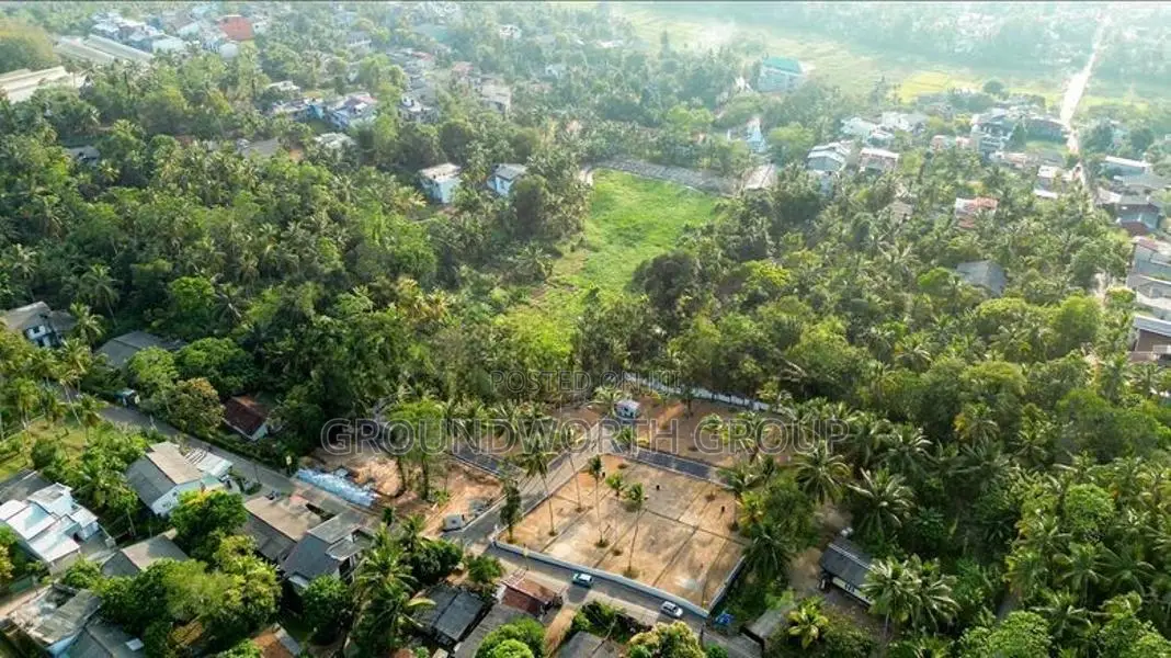 Land for sale in Thalawathugoda - Hokandara