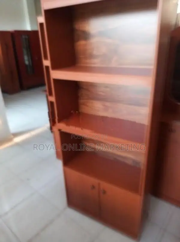 Book Rack (C-7)