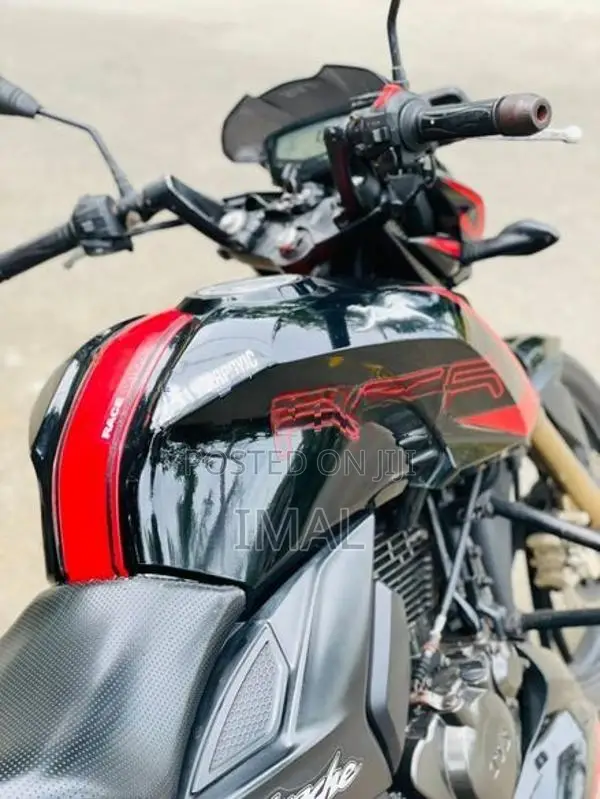 TVS Apache RTR 200 4v 2018