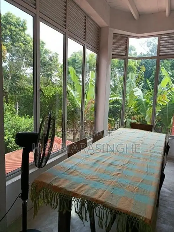 Upstairs Rooms Rent for University Girls - Matara