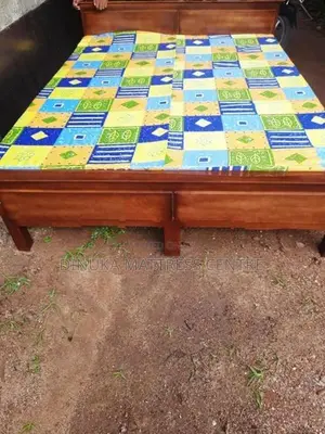 6ft ×5ft Queen Bed