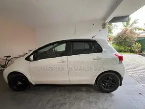 Toyota Vitz 2008