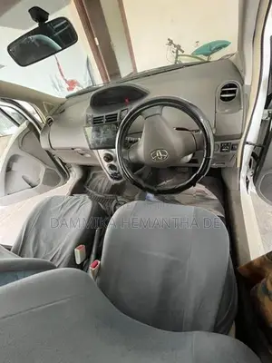 Toyota Vitz 2008